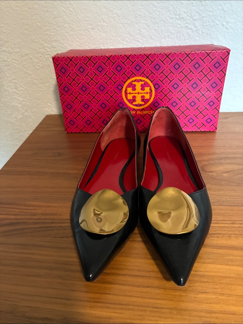 Tory Burch Patos Flat- Black Pointed Flat in calf leather with Gold Disc Accent